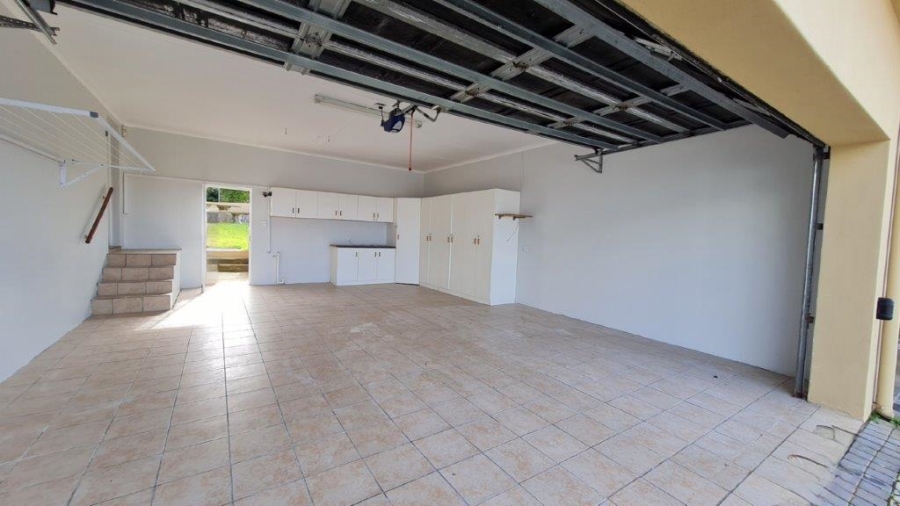 3 Bedroom Property for Sale in Dana Bay Western Cape